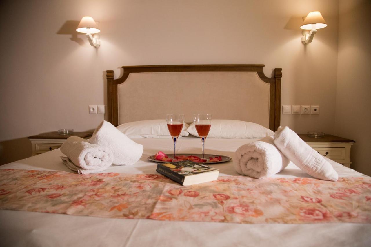 Bellarias House Aparthotel นีดรี ภายนอก รูปภาพ